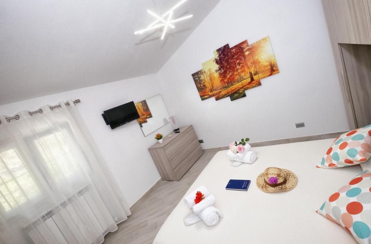 Villa Emily Framura Kültér fotó